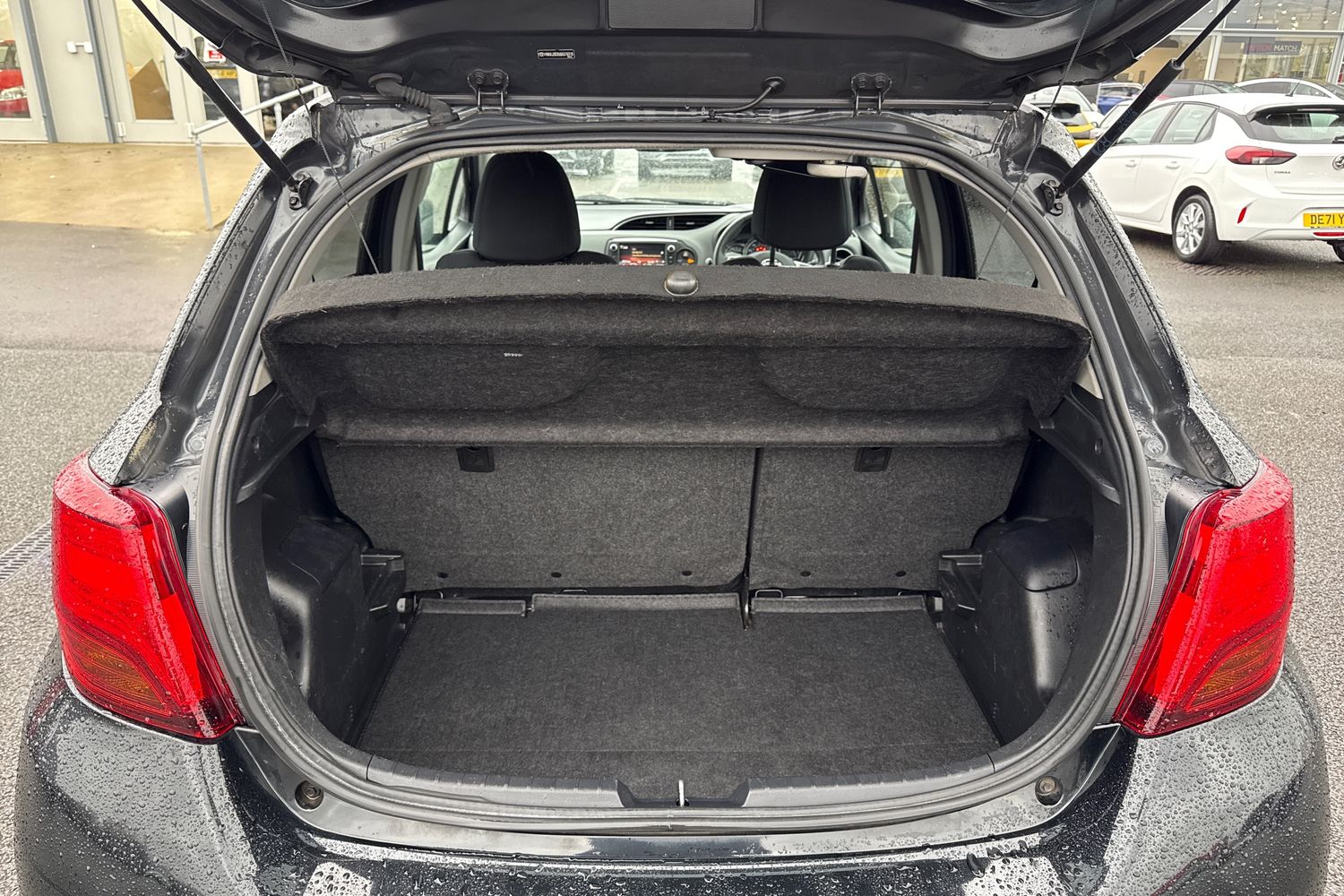 Used Toyota Yaris 2016 for sale - 77553478: Photo 7