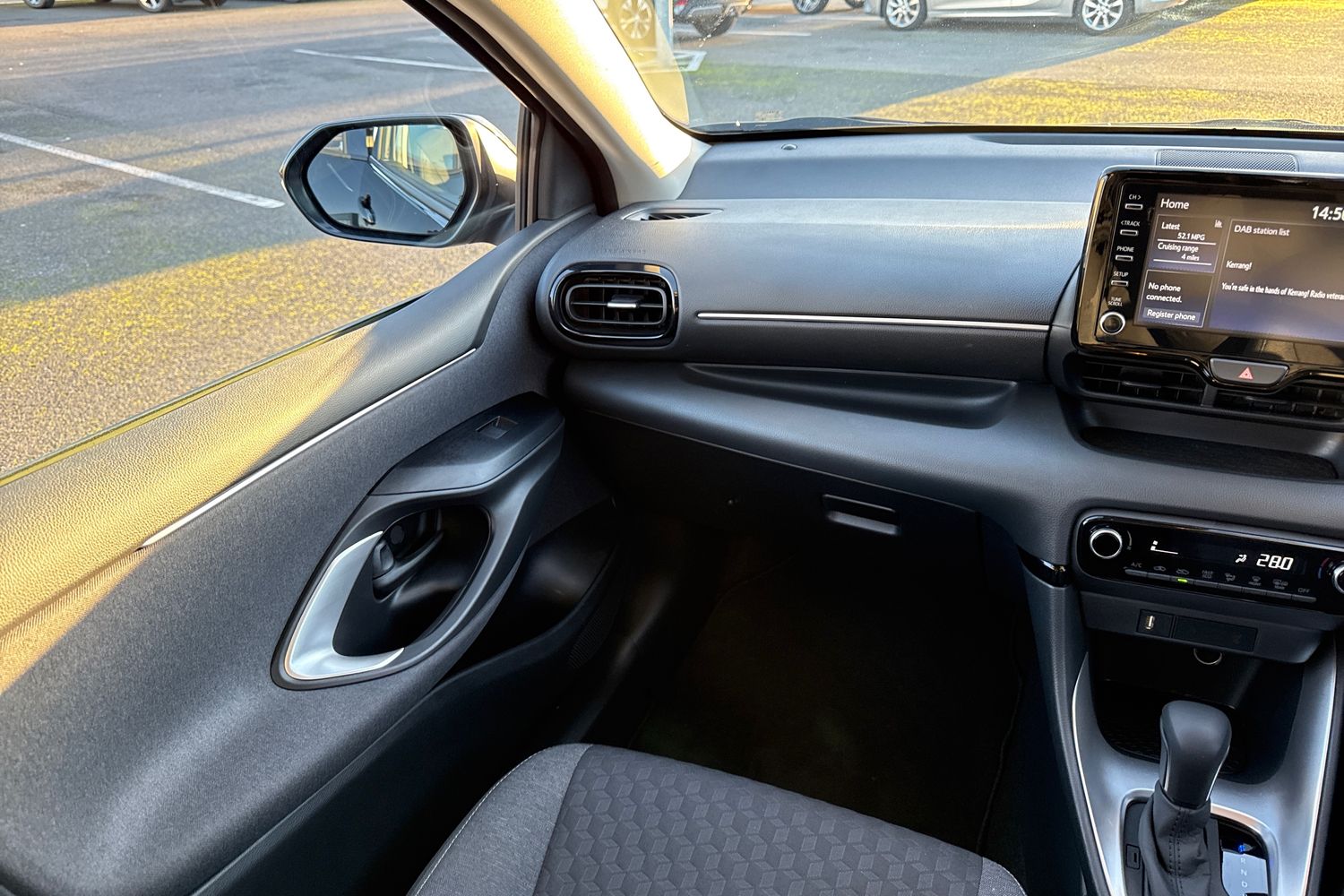 Used Toyota Yaris 2022 for sale - 77257857: Photo 20