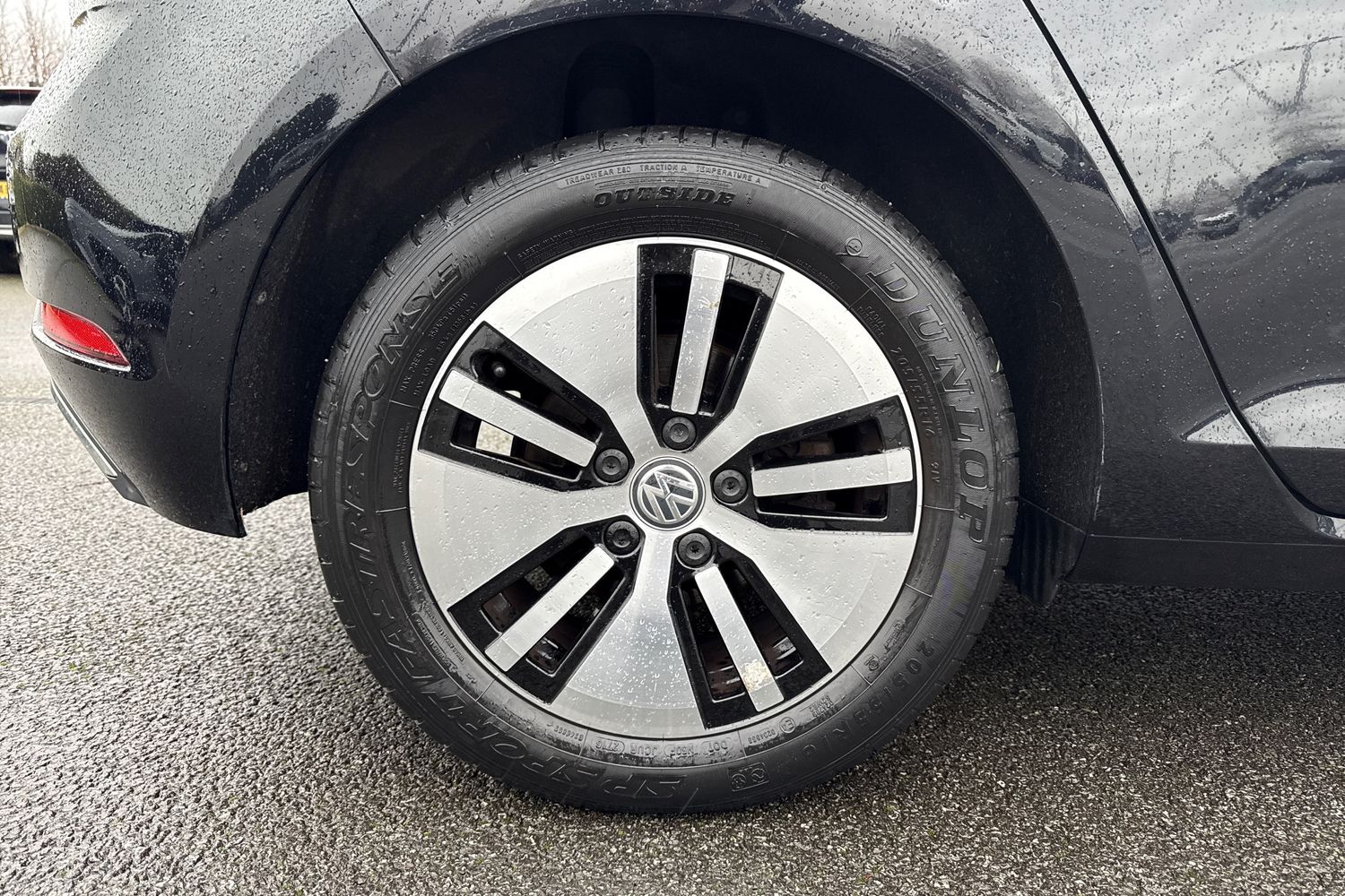 Used Volkswagen Golf 2019 for sale - 77337230: Photo 11