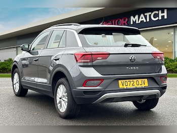 Used Volkswagen T-Roc 2022 for sale - 77026466: Photo