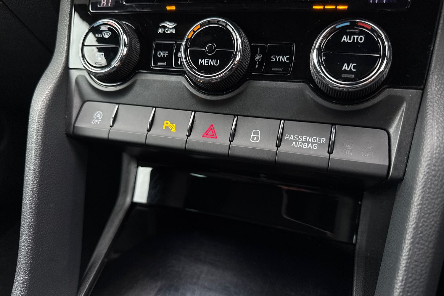 Used Skoda Karoq 2022 for sale - 76718453: Photo 57