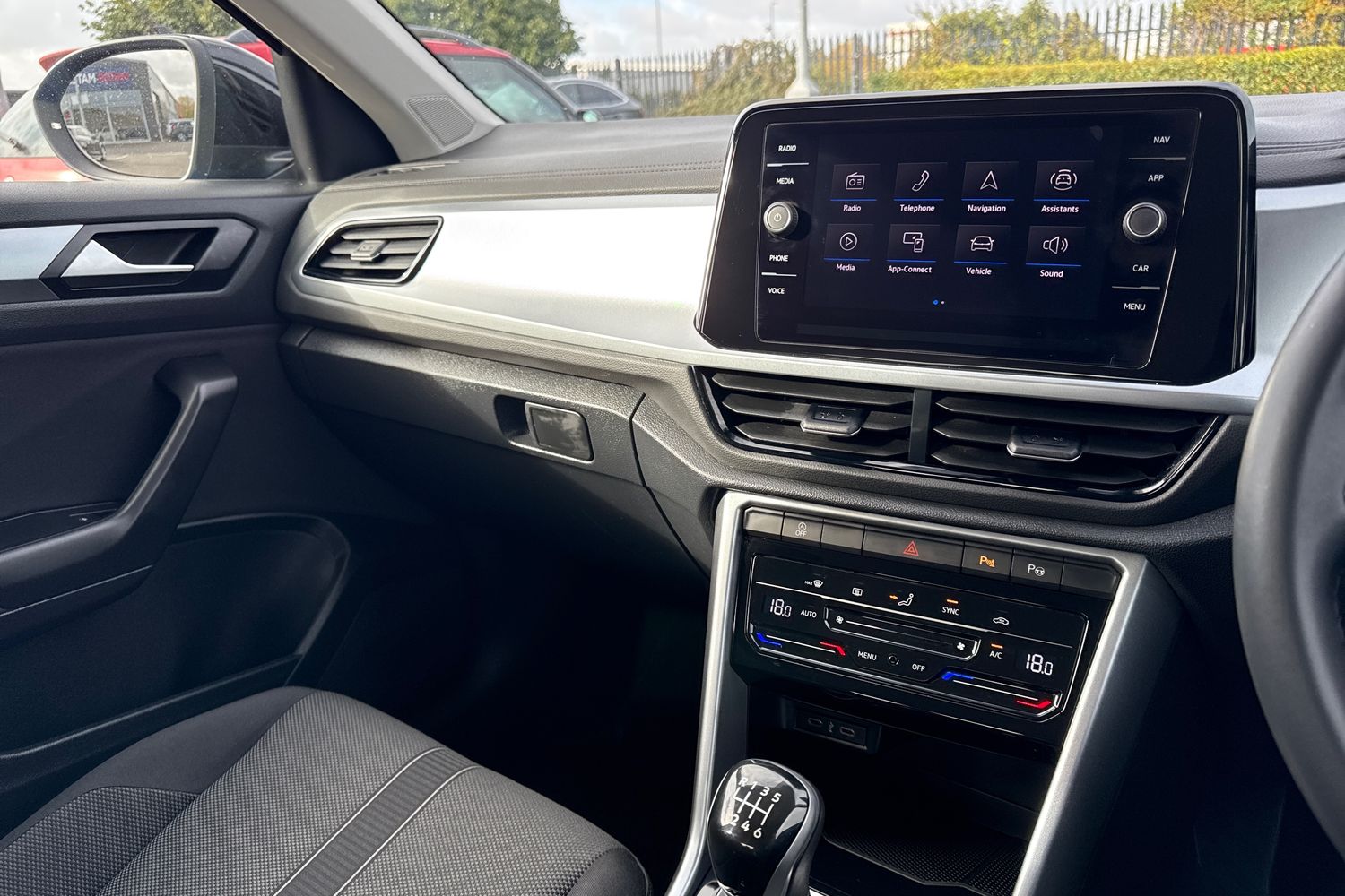 Used Volkswagen T-Roc 2022 for sale - 76385507: Photo 44