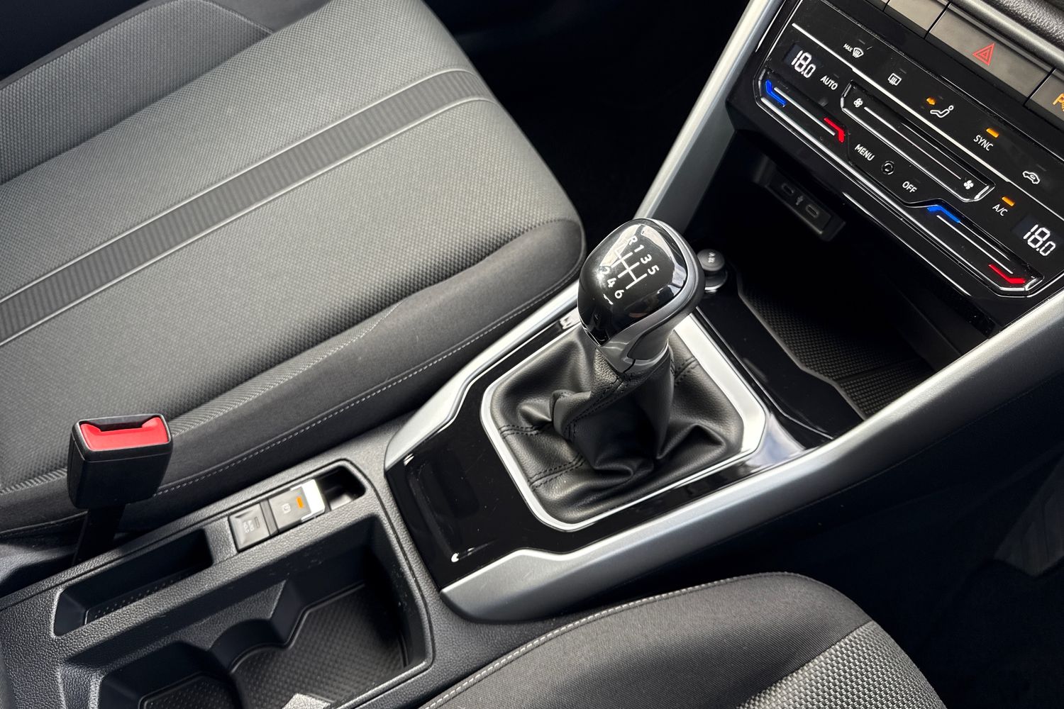Used Volkswagen T-Roc 2022 for sale - 76385507: Photo 56