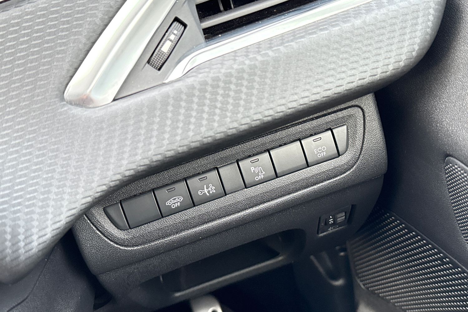 Used Peugeot 2008 2019 for sale - 77500866: Photo 44