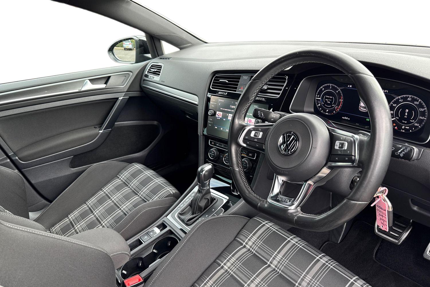 Used Volkswagen Golf 2017 for sale - 76390996: Photo 13