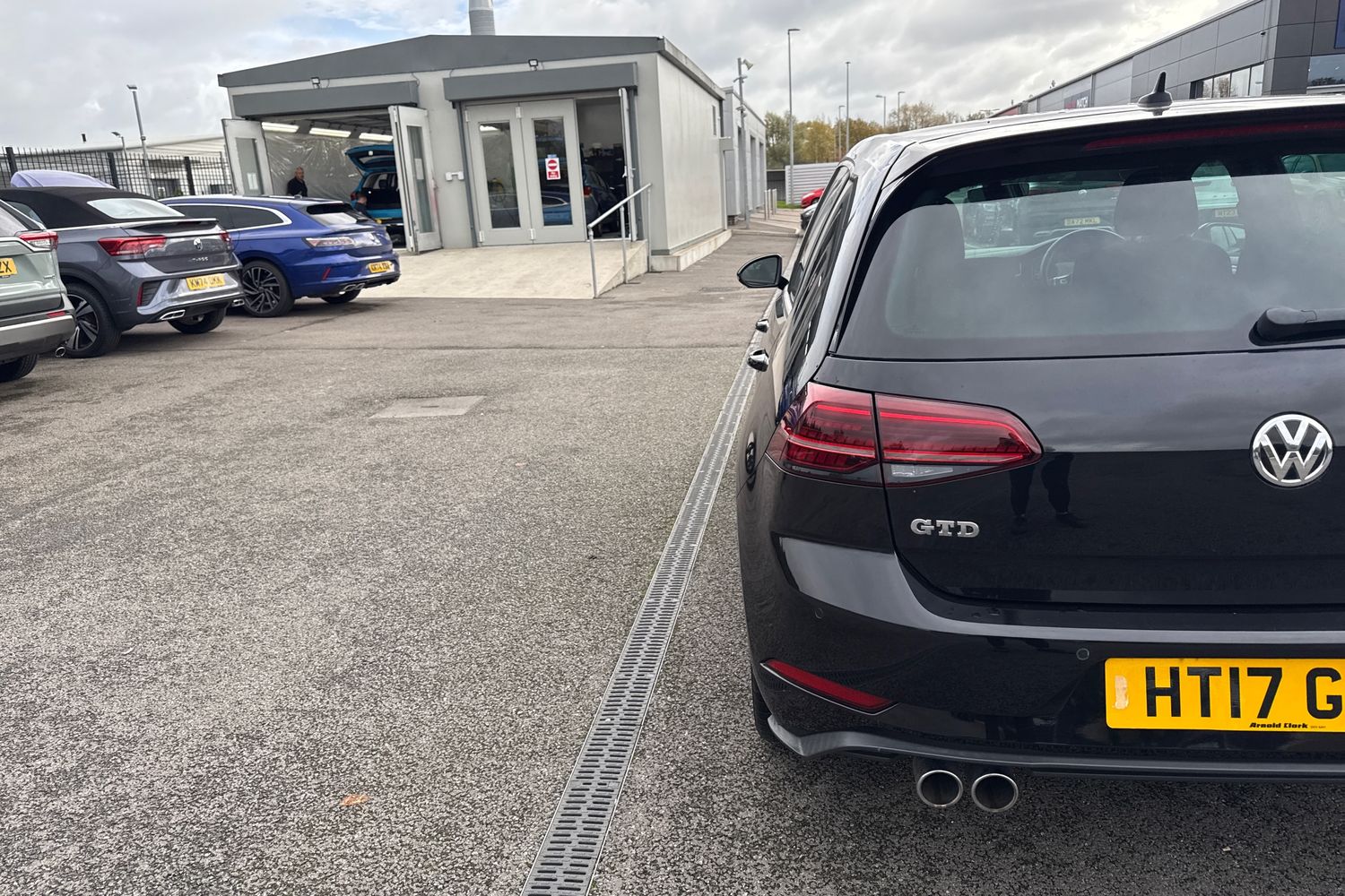 Used Volkswagen Golf 2017 for sale - 76390996: Photo 31