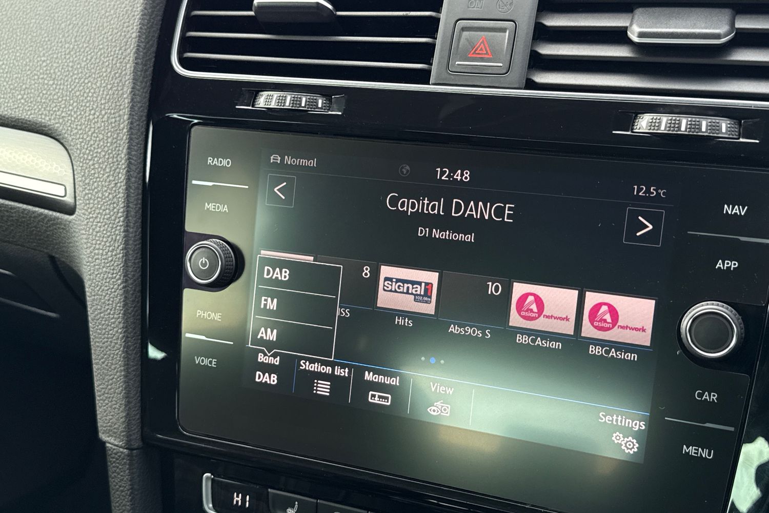 Used Volkswagen Golf 2017 for sale - 76390996: Photo 43