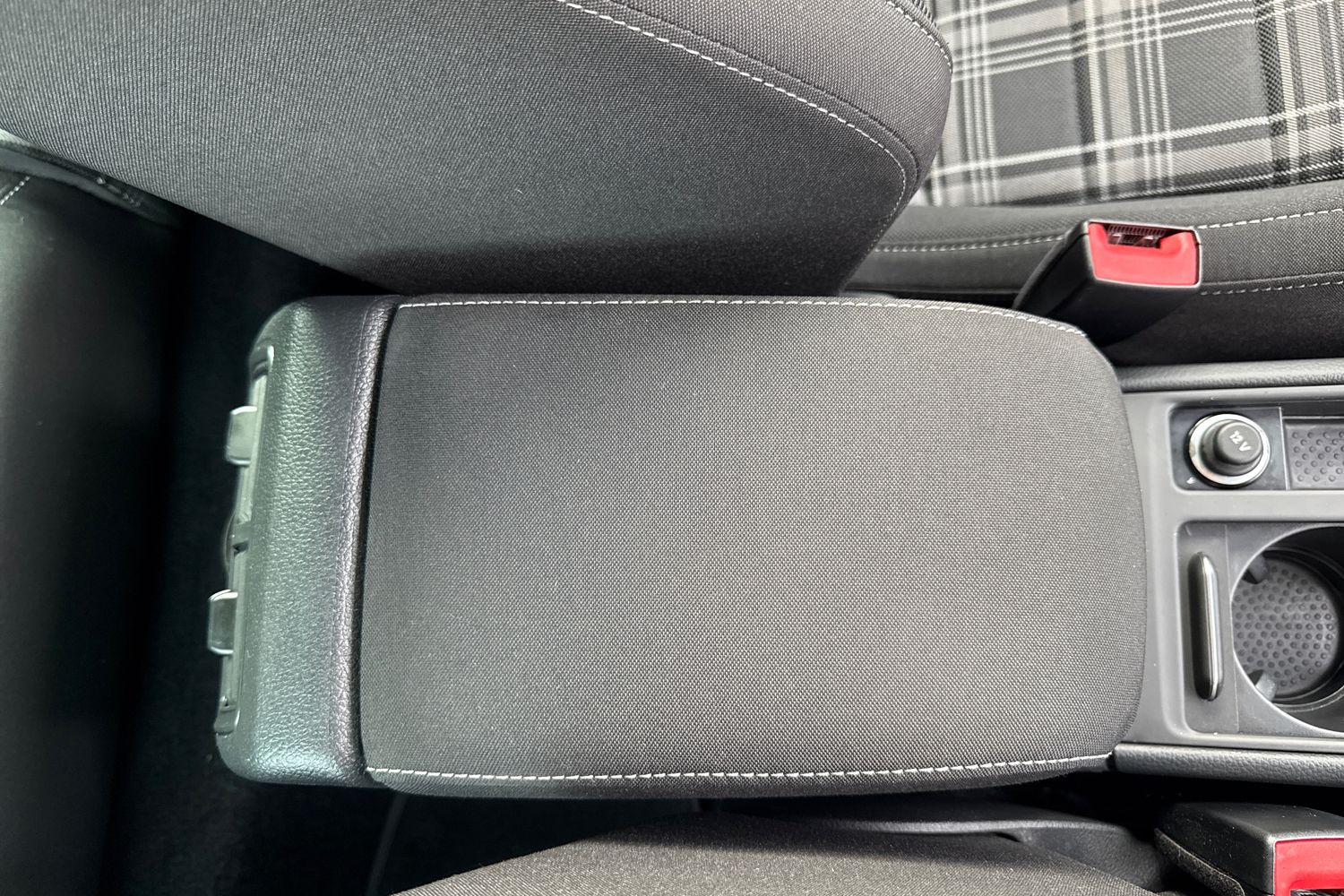 Used Volkswagen Golf 2017 for sale - 76390996: Photo 57