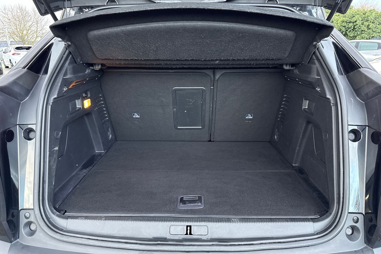 Used Peugeot 3008 2021 for sale - 76876011: Photo 6