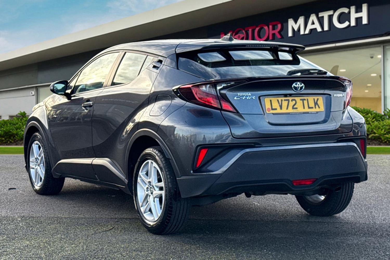 Used Toyota C-HR 2022 for sale - 76909359: Photo 2