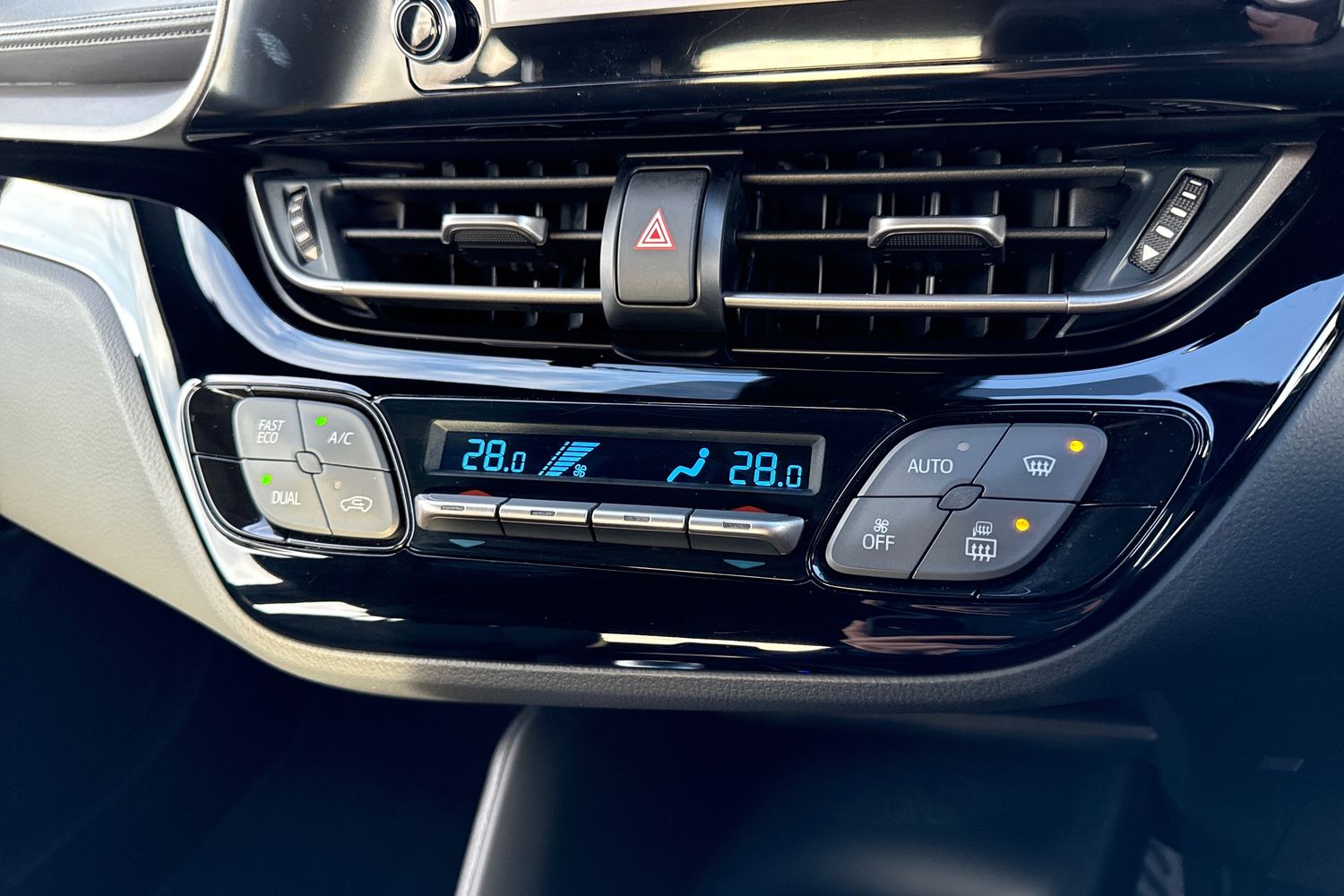 Used Toyota C-HR 2022 for sale - 76909359: Photo 21