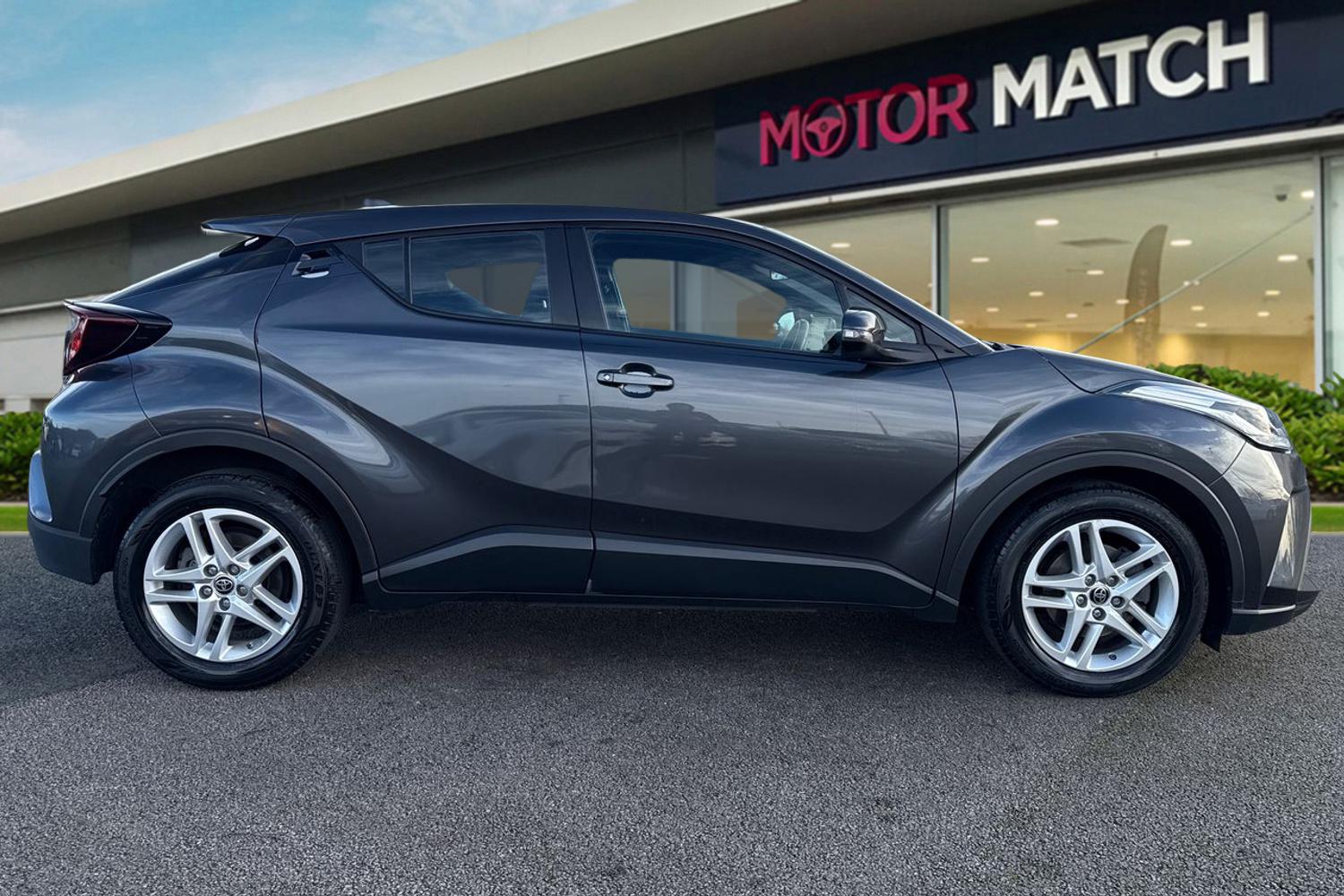 Used Toyota C-HR 2022 for sale - 76909359: Photo 3