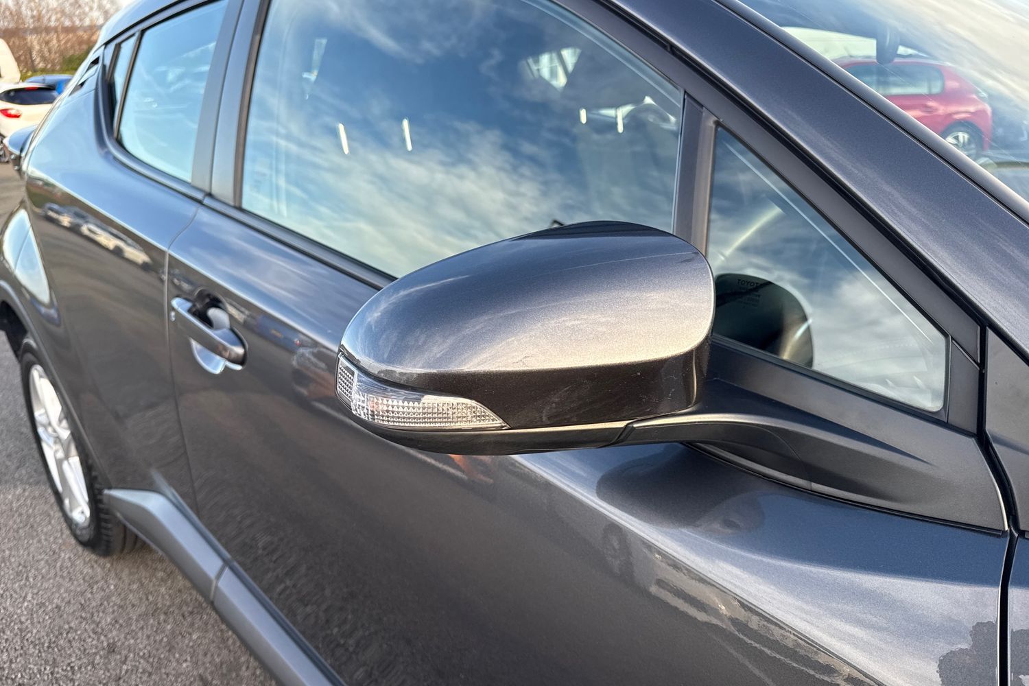 Used Toyota C-HR 2022 for sale - 76909359: Photo 35