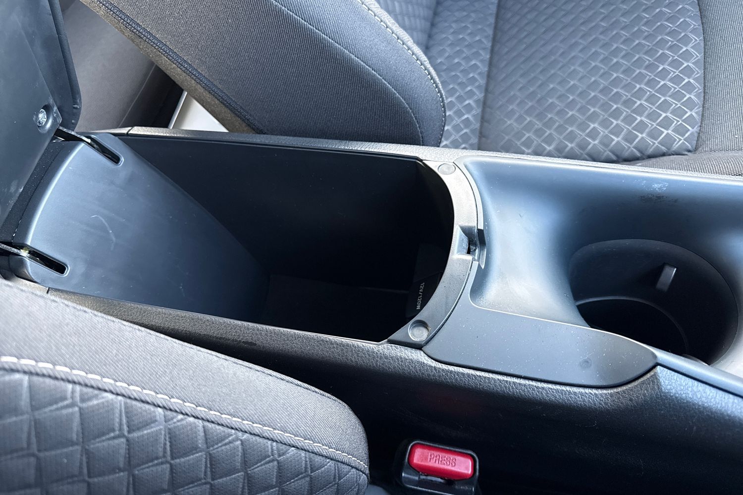 Used Toyota C-HR 2022 for sale - 76909359: Photo 55