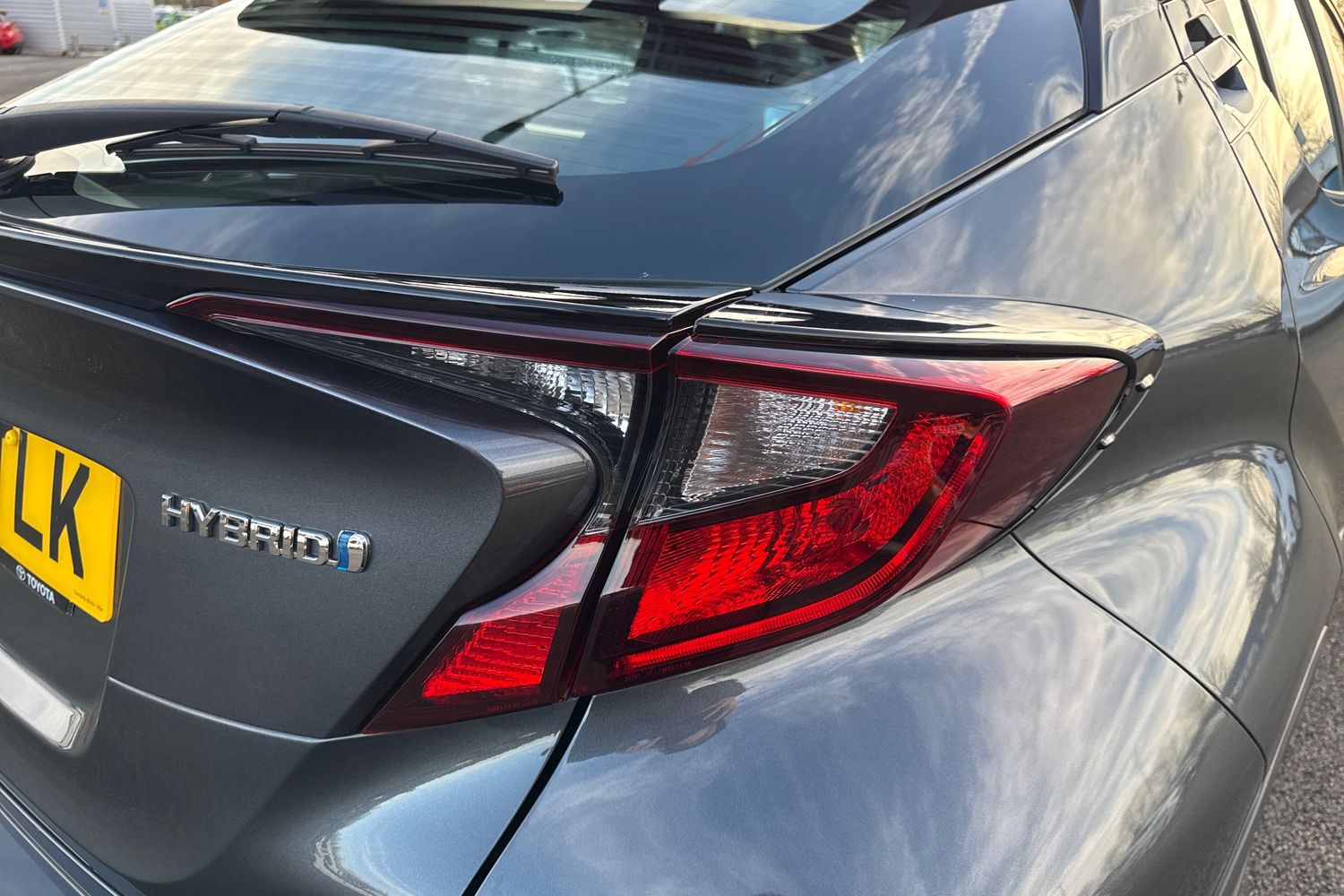 Used Toyota C-HR 2022 for sale - 76909359: Photo 7