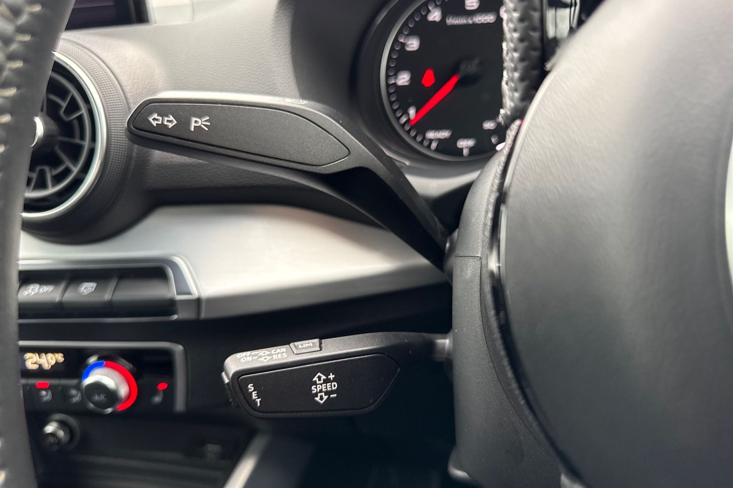 Used Audi Q2 2017 for sale - 76535251: Photo 40