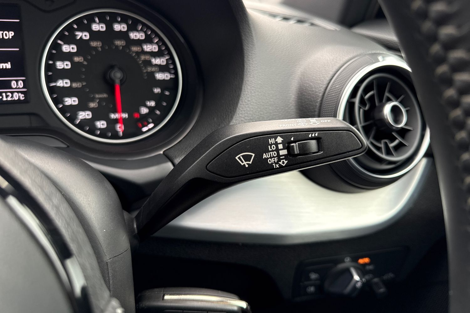 Used Audi Q2 2017 for sale - 76535251: Photo 41