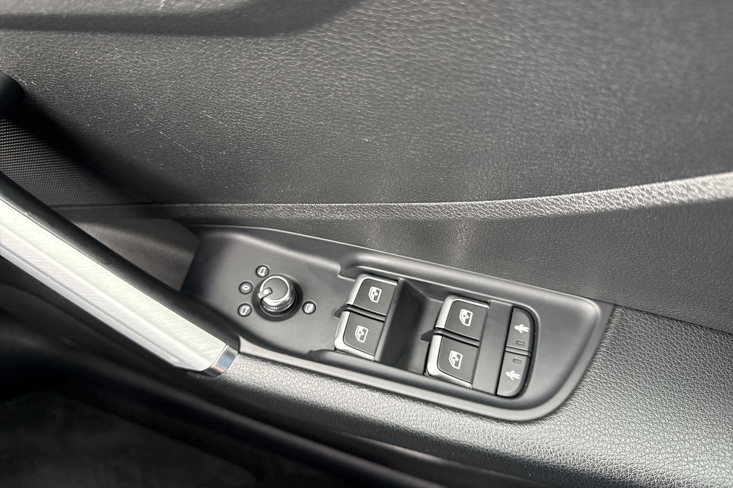 Used Audi Q2 2017 for sale - 76535251: Photo 43