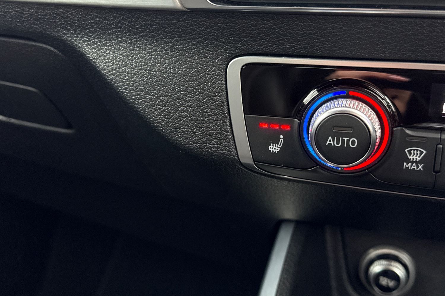 Used Audi Q2 2017 for sale - 76535251: Photo 54