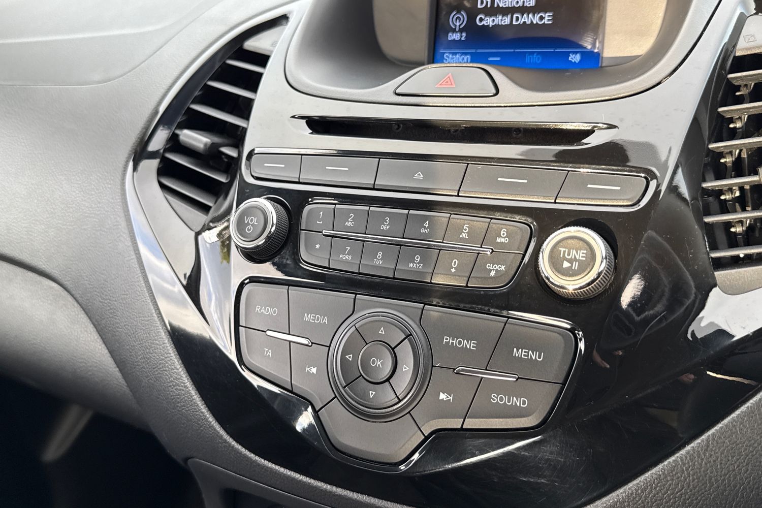 Used Ford Ka+ 2017 for sale - 76624992: Photo 48