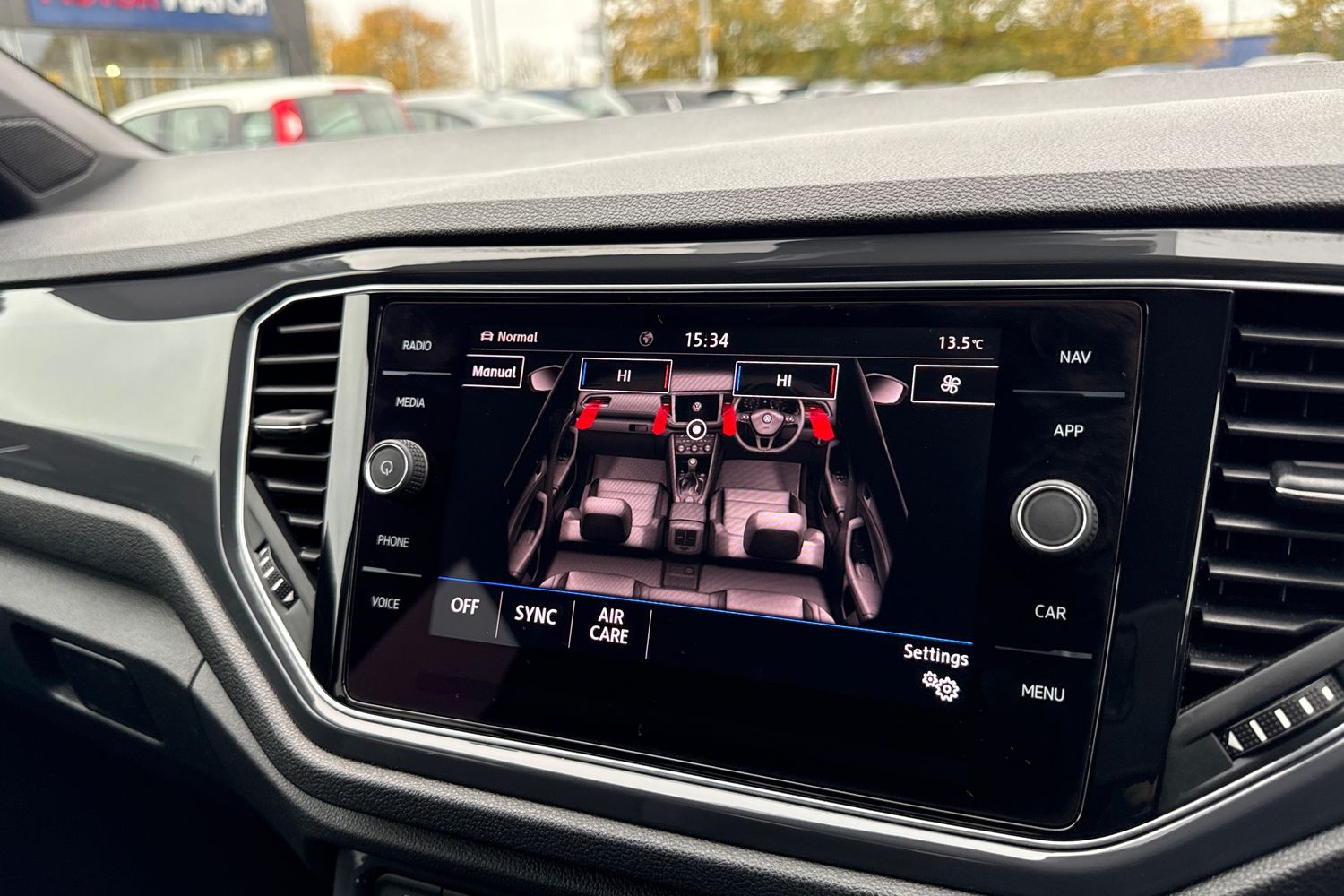 Used Volkswagen T-Roc 2019 for sale - 77337153: Photo 22