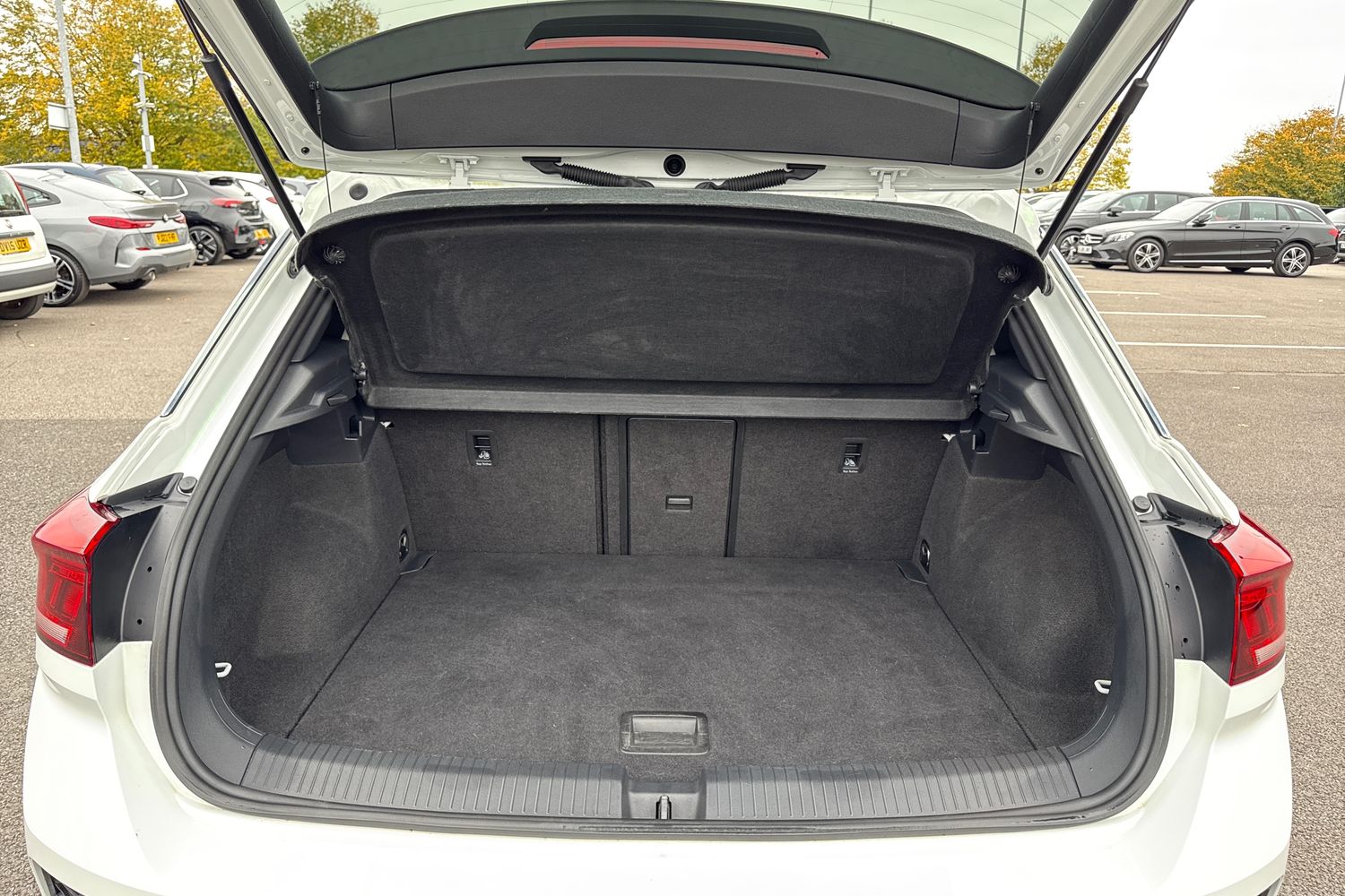 Used Volkswagen T-Roc 2019 for sale - 77337153: Photo 7