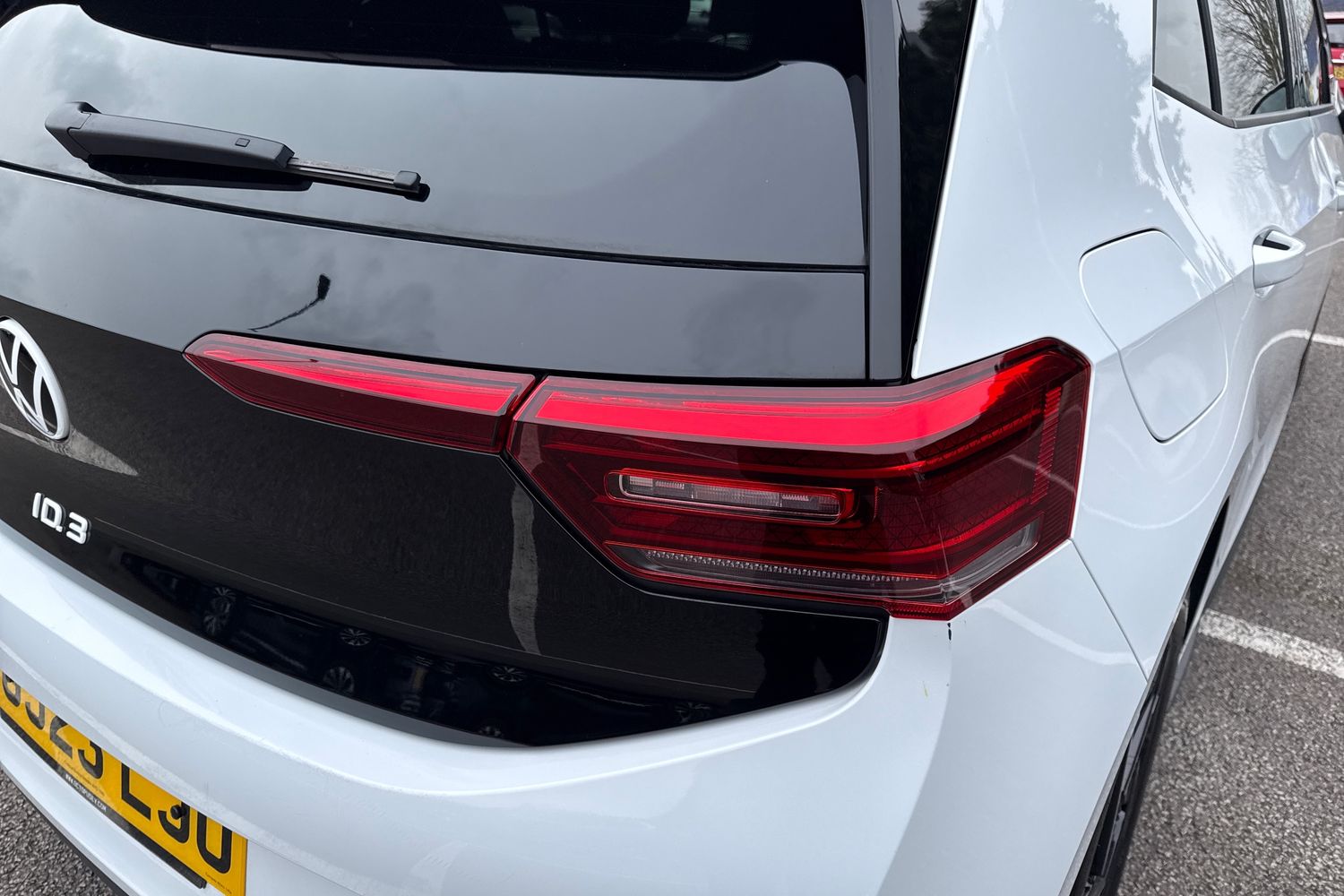 Used Volkswagen ID.3 2023 for sale - 77593607: Photo 8