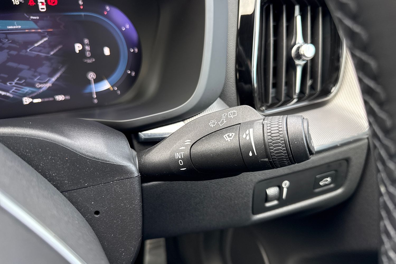 Used Volvo XC60 2021 for sale - 76460957: Photo 42