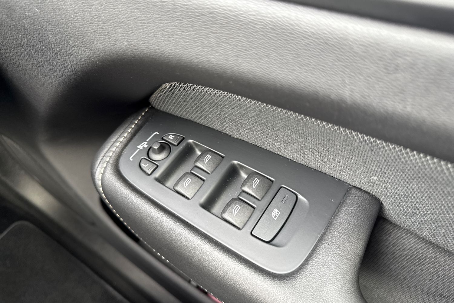 Used Volvo XC60 2021 for sale - 76460957: Photo 44