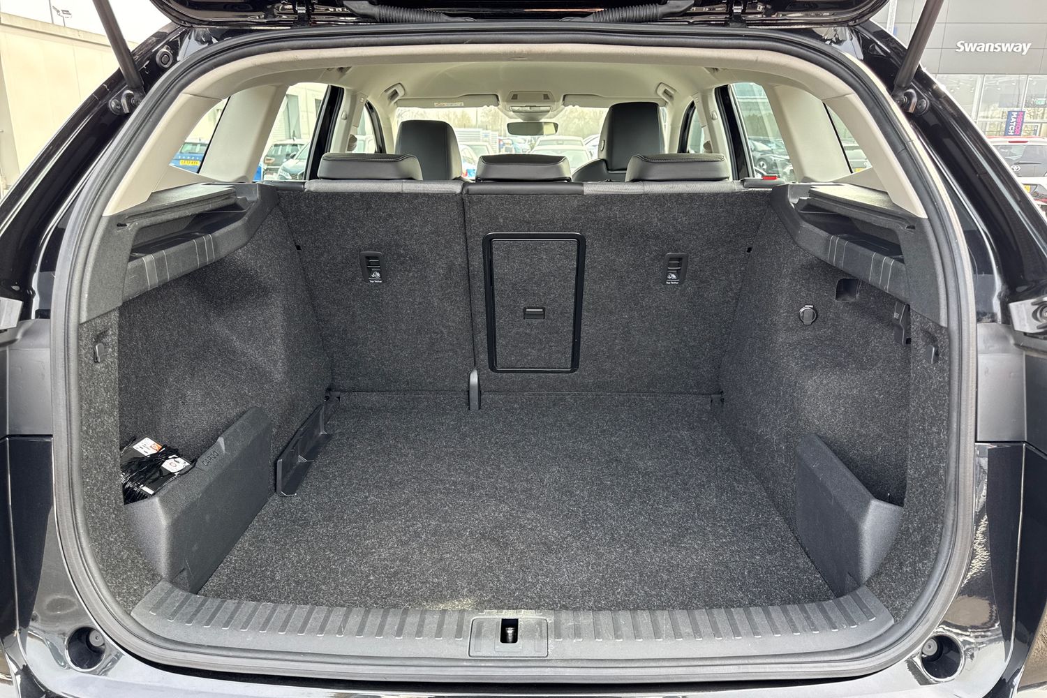 Used Skoda Enyaq 2024 for sale - 77973311: Photo 7