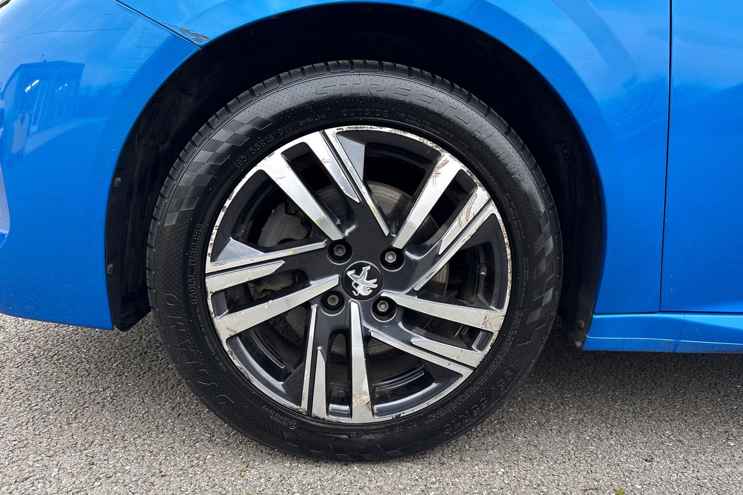 Used Peugeot 208 2023 for sale - 77553368: Photo 12