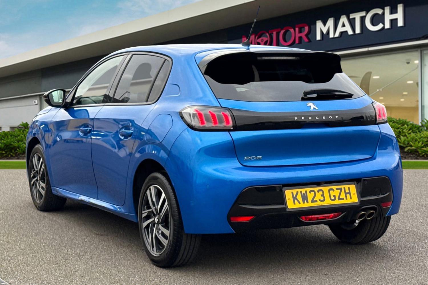 Used Peugeot 208 2023 for sale - 77553368: Photo 2