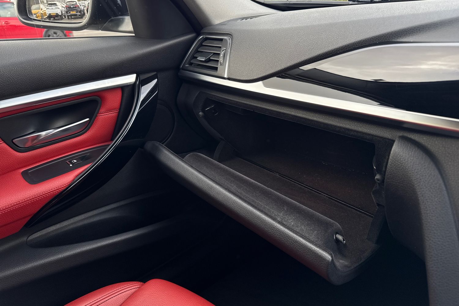 Used BMW 3 Series 2016 for sale - 77337089: Photo 61