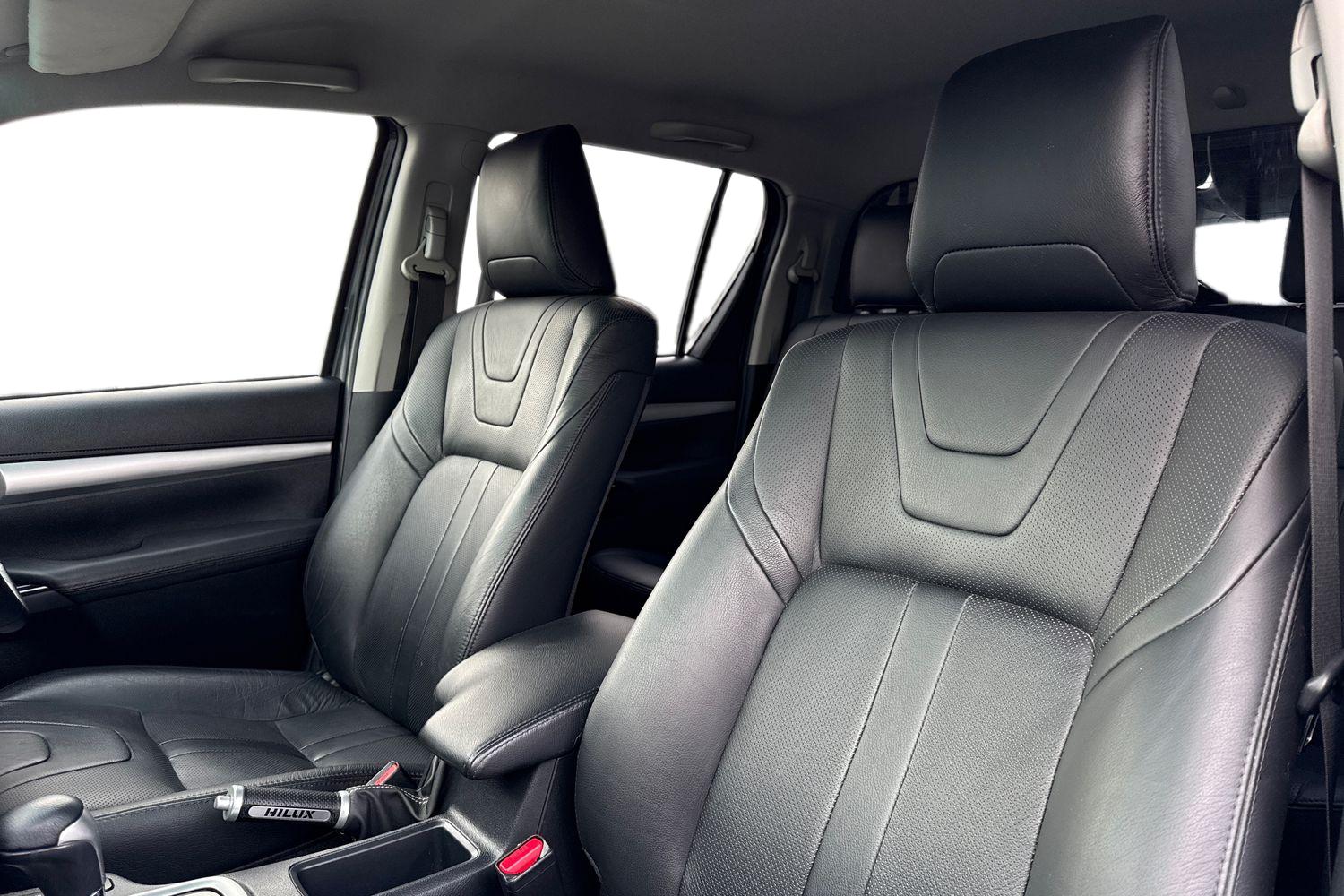 Used Toyota Hilux 2017 for sale - 76685779: Photo 11