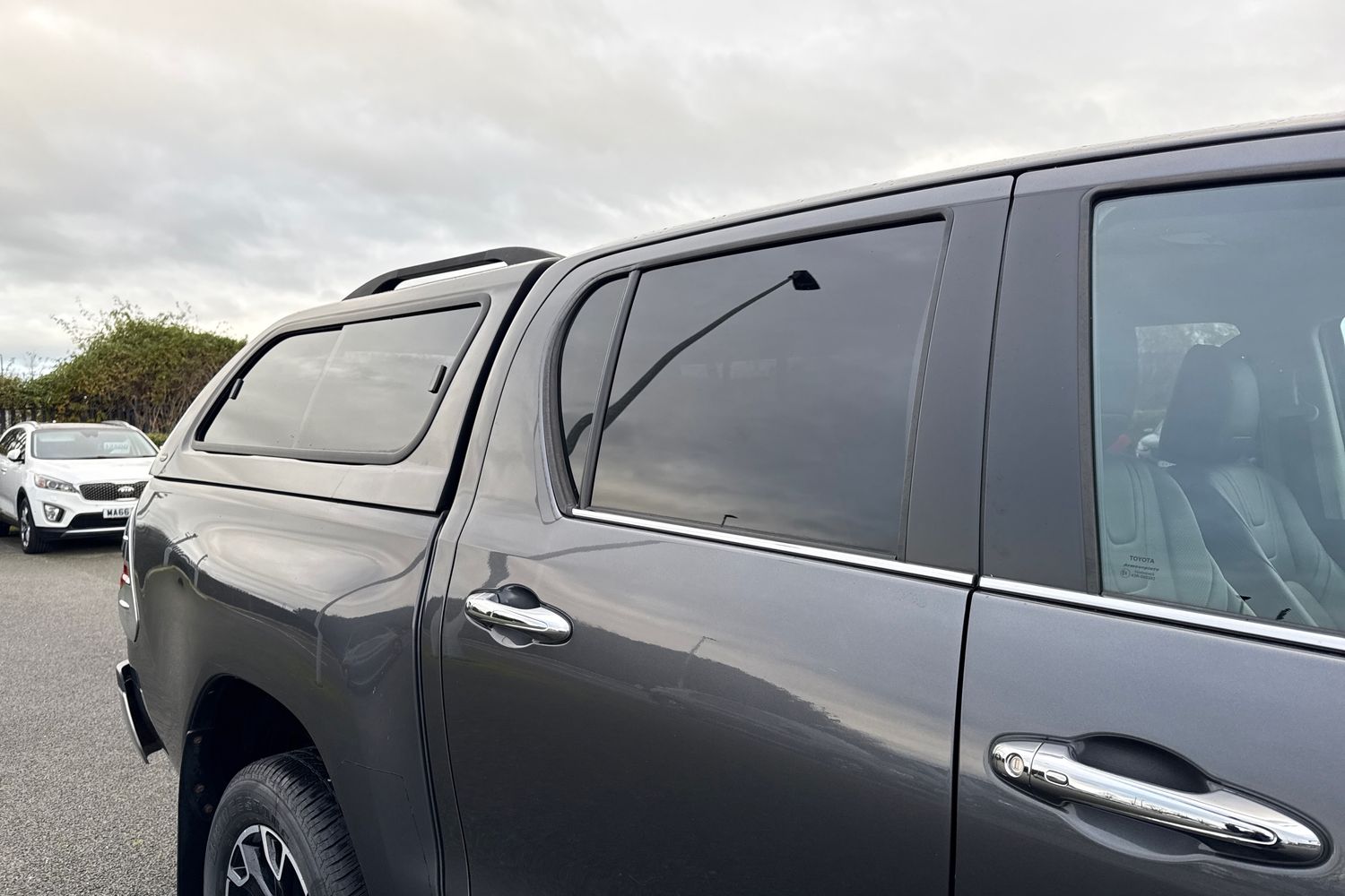 Used Toyota Hilux 2017 for sale - 76685779: Photo 36