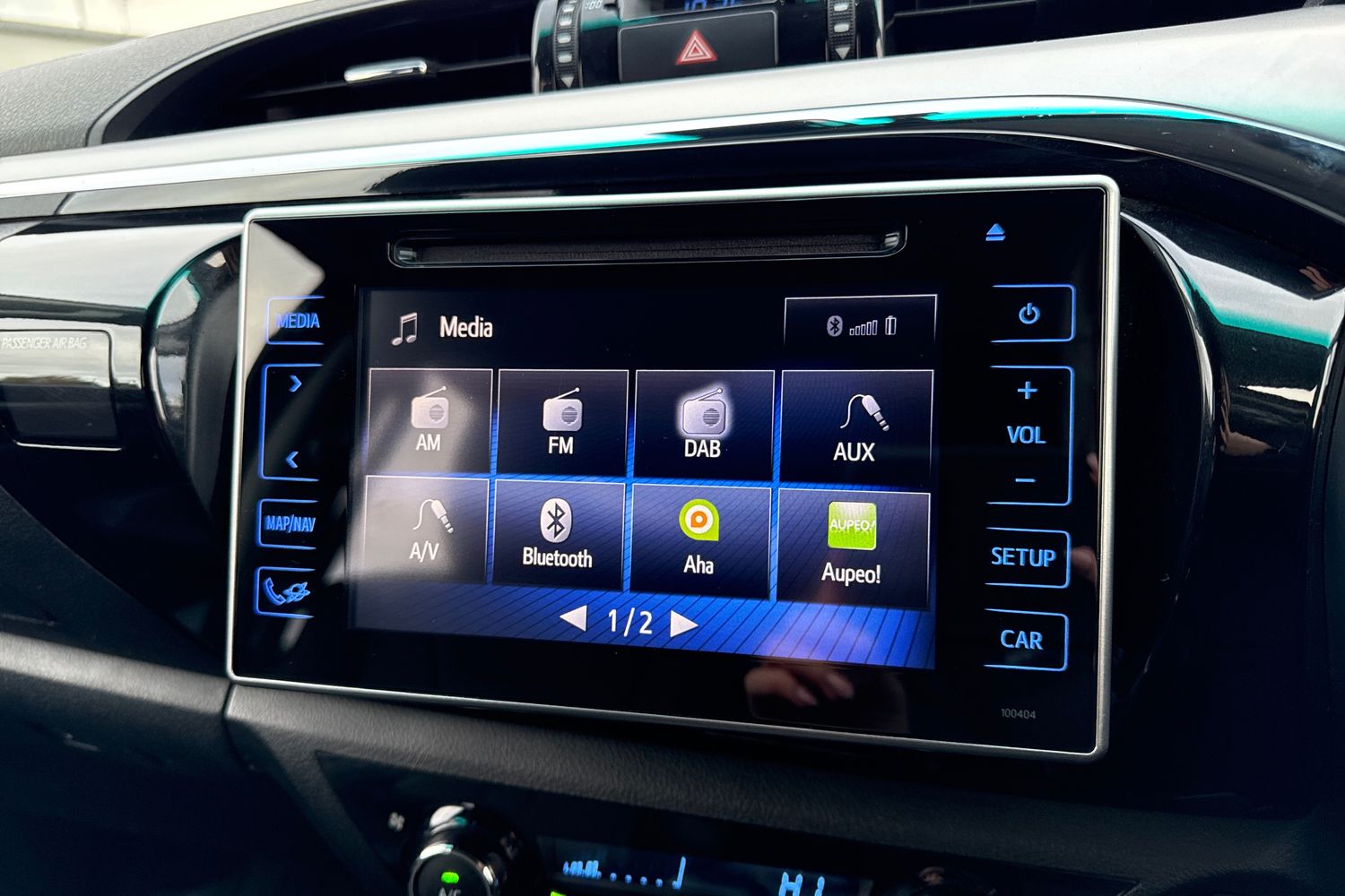 Used Toyota Hilux 2017 for sale - 76685779: Photo 46