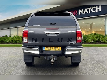 Used Toyota Hilux 2017 for sale - 76685779: Photo