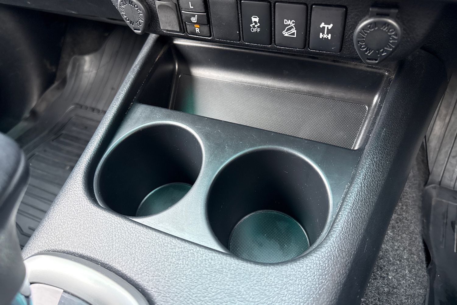 Used Toyota Hilux 2017 for sale - 76685779: Photo 58