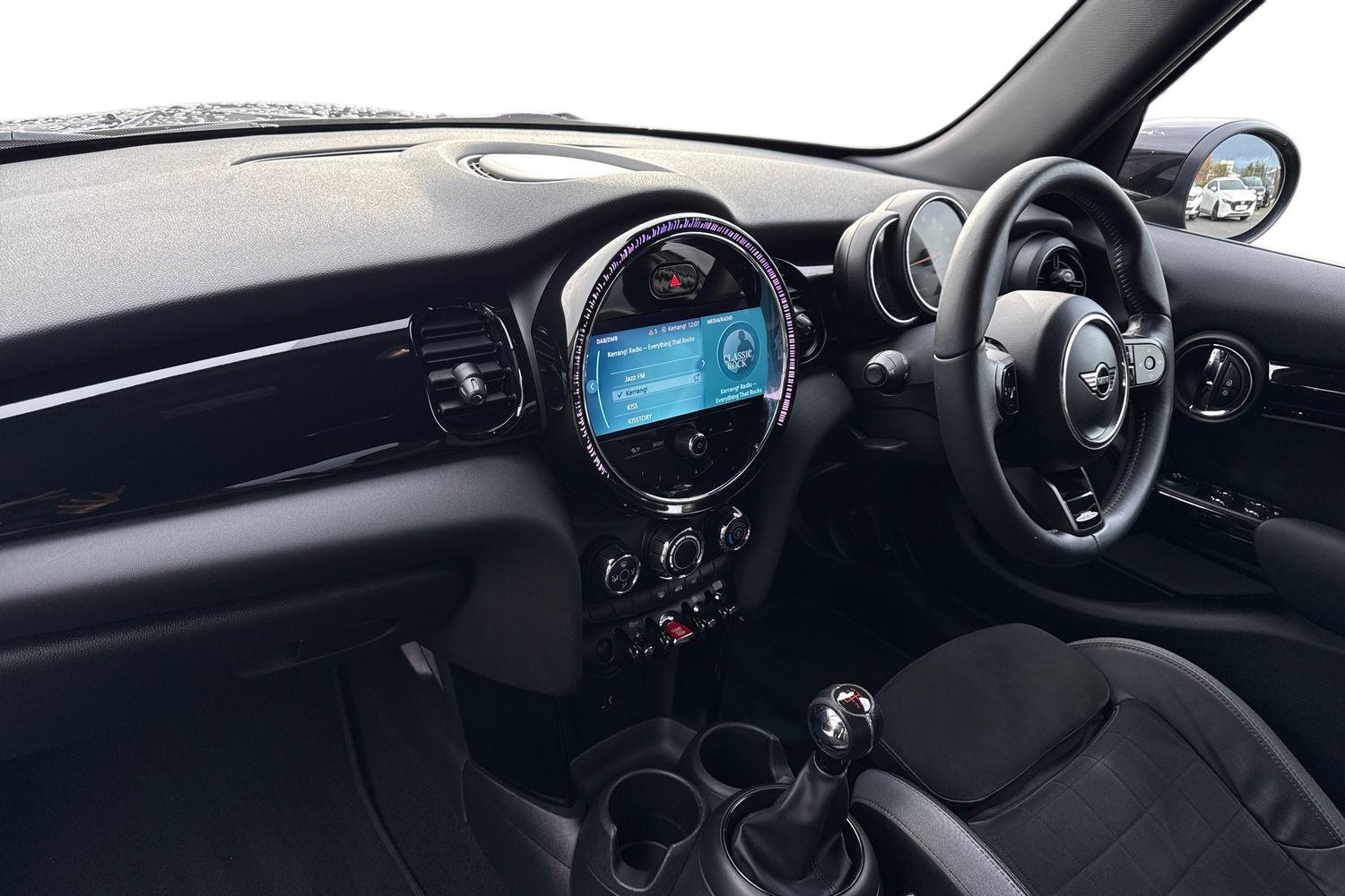 Used MINI Hatch 2022 for sale - 77179112: Photo 15