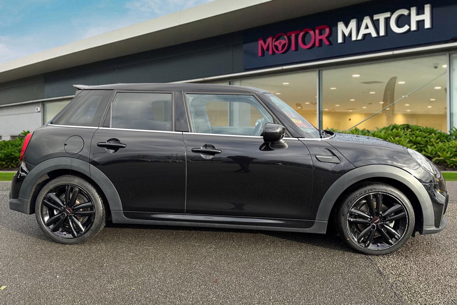 Used MINI Hatch 2022 for sale - 77179112: Photo 3