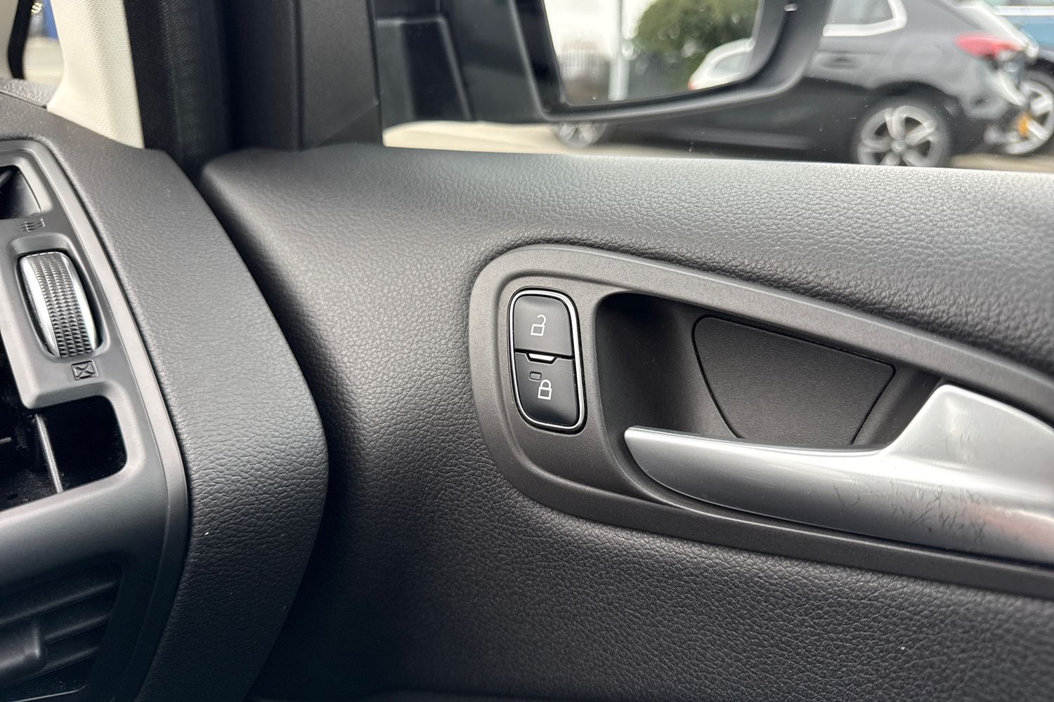 Used Ford C-Max 2016 for sale - 77649417: Photo 44