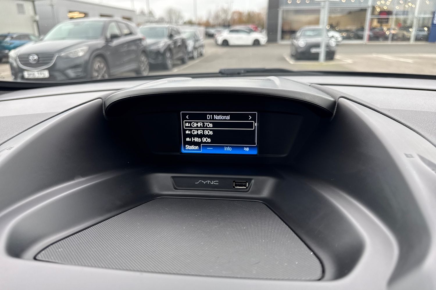 Used Ford C-Max 2016 for sale - 77649417: Photo 48