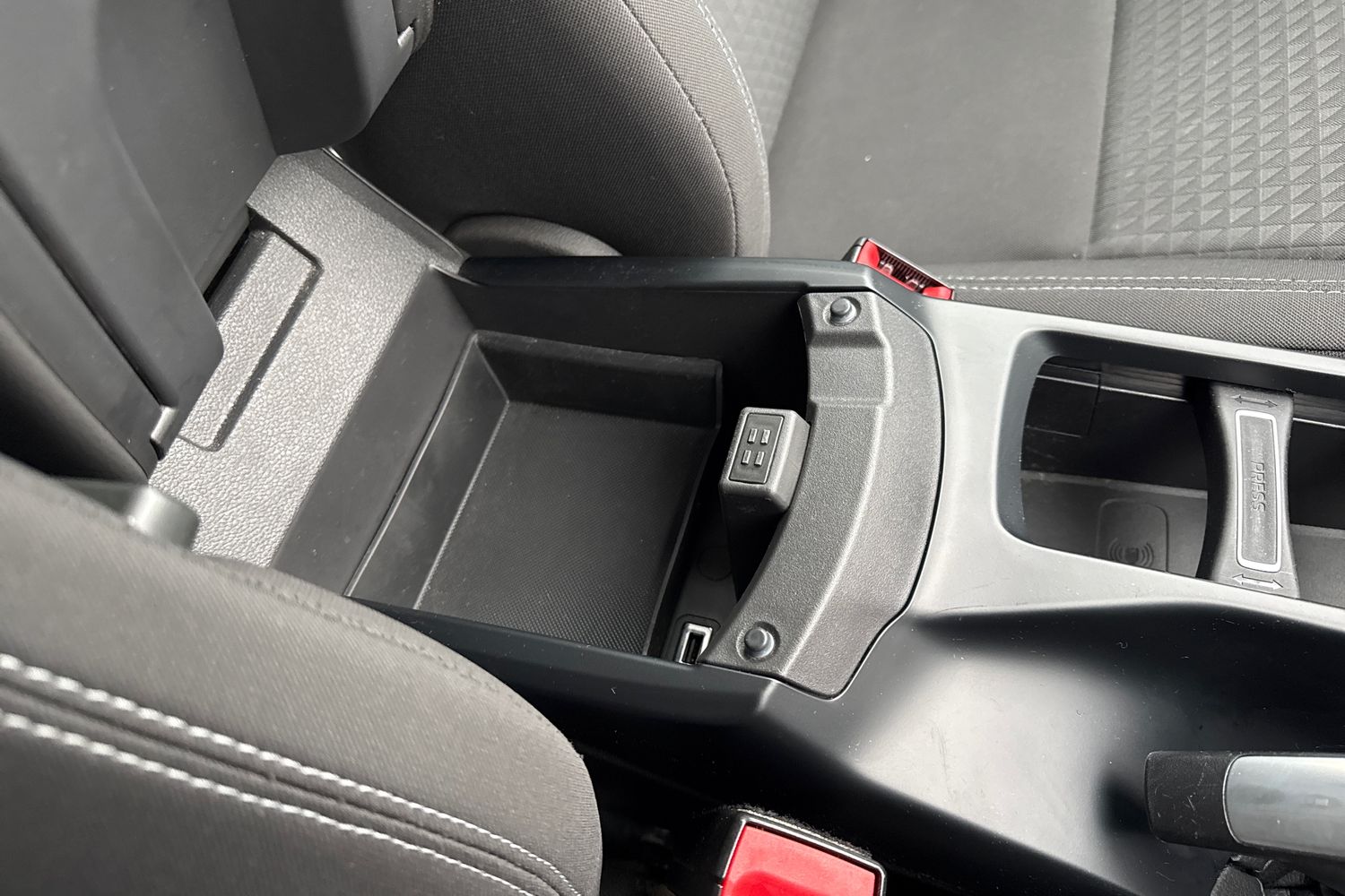 Used Ford C-Max 2016 for sale - 77649417: Photo 57