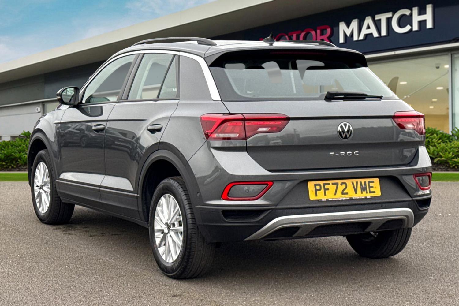 Used Volkswagen T-Roc 2023 for sale - 77649244: Photo 2