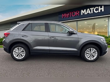 Used Volkswagen T-Roc 2023 for sale - 77649244: Photo