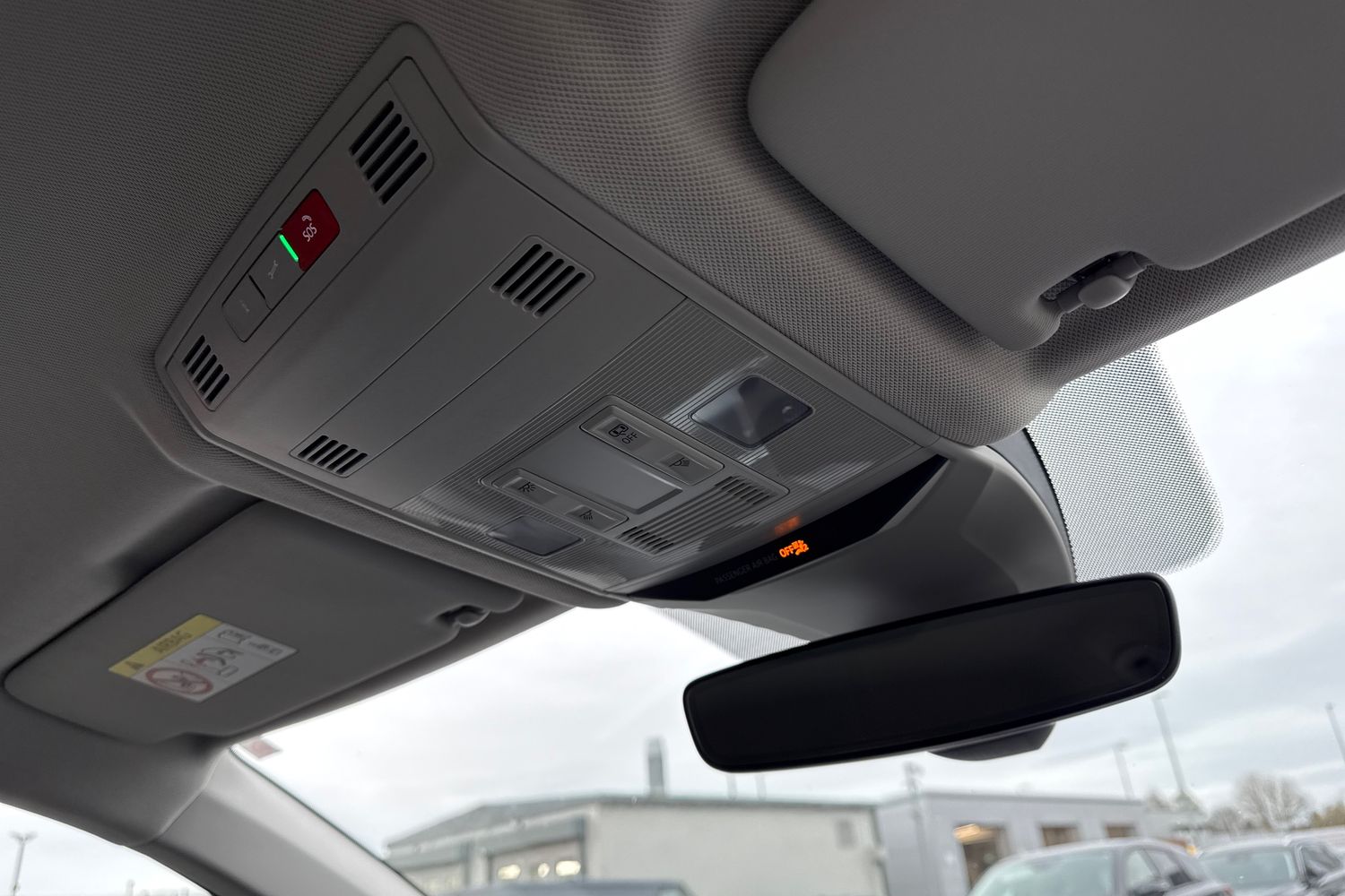 Used Volkswagen T-Roc 2023 for sale - 77649244: Photo 60