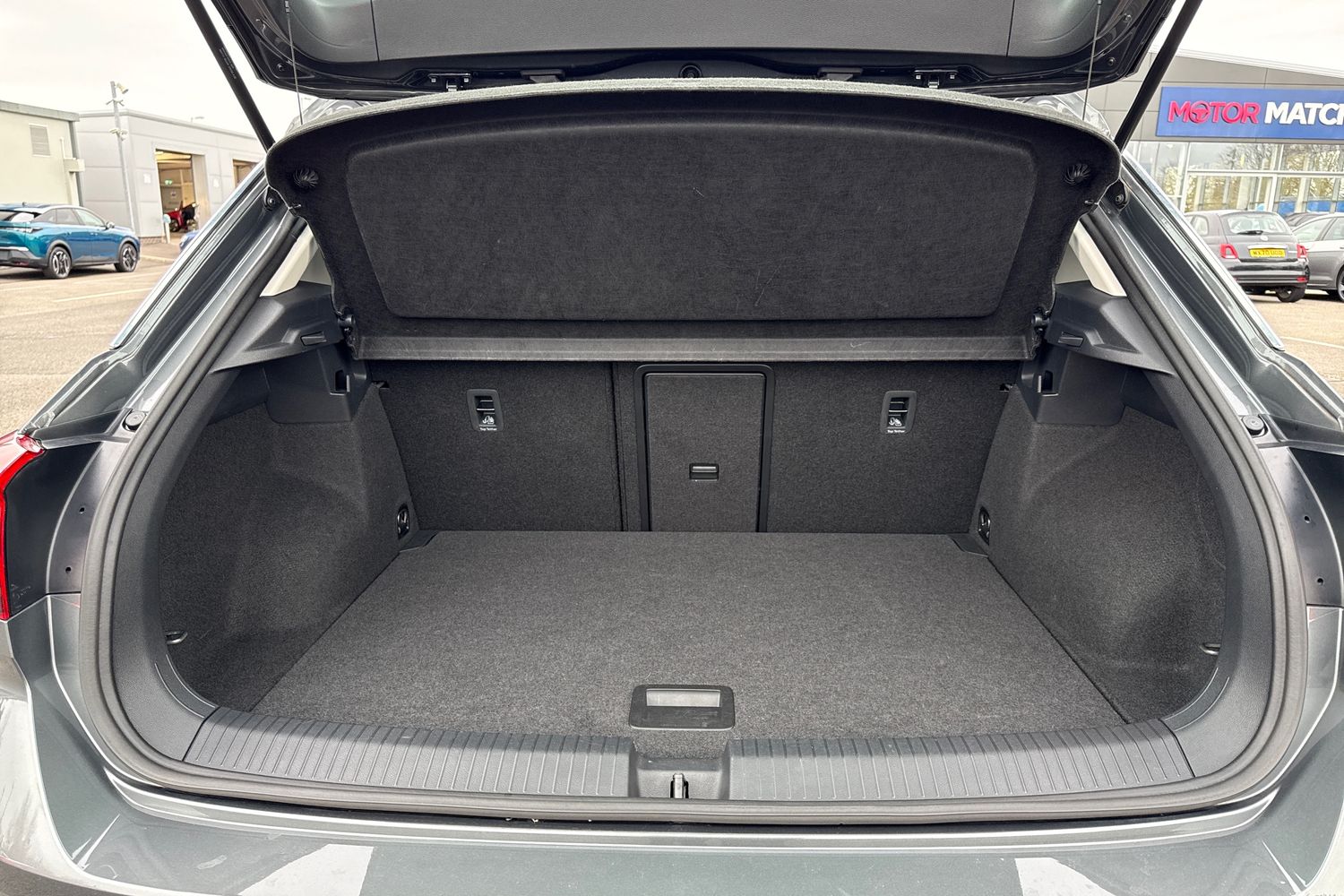 Used Volkswagen T-Roc 2023 for sale - 77649244: Photo 7