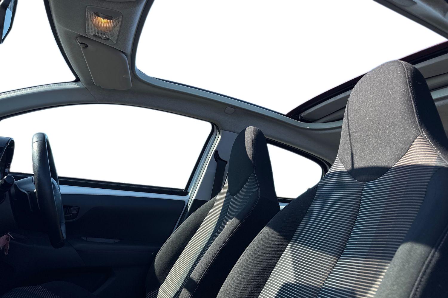 Used Peugeot 108 2015 for sale - 77961458: Photo 16