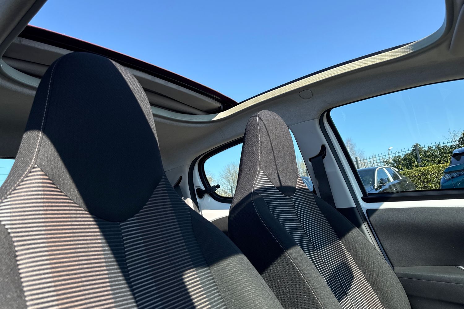 Used Peugeot 108 2015 for sale - 77961458: Photo 24