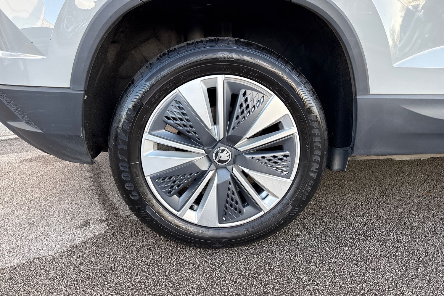 Used Skoda Karoq 2024 for sale - 76929158: Photo 10